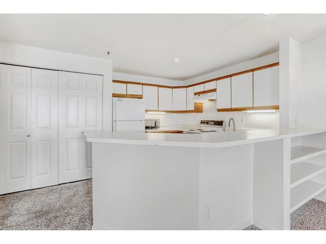 33 S Boulder Cir 303, Boulder, CO 80303