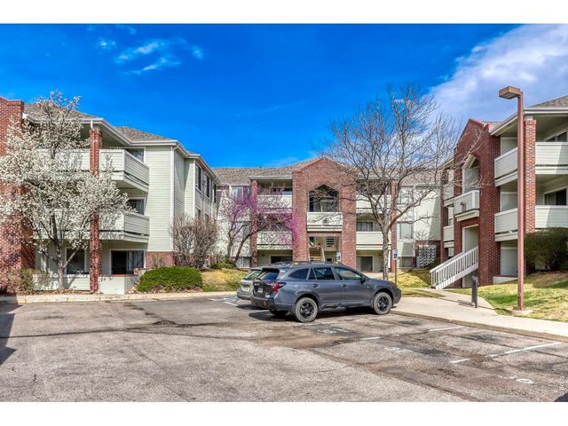 33 S Boulder Cir 303, Boulder, CO 80303