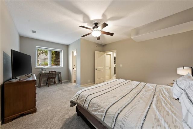 9153 Shady Bend Road, Lenexa, KS 66227