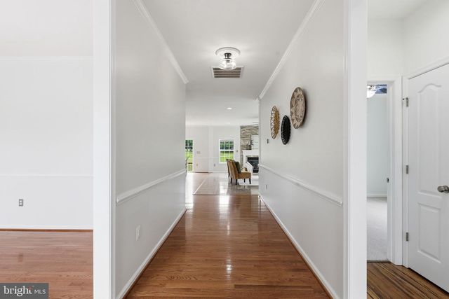320 TIMBER MILL LN, Fredericksburg, VA 22406