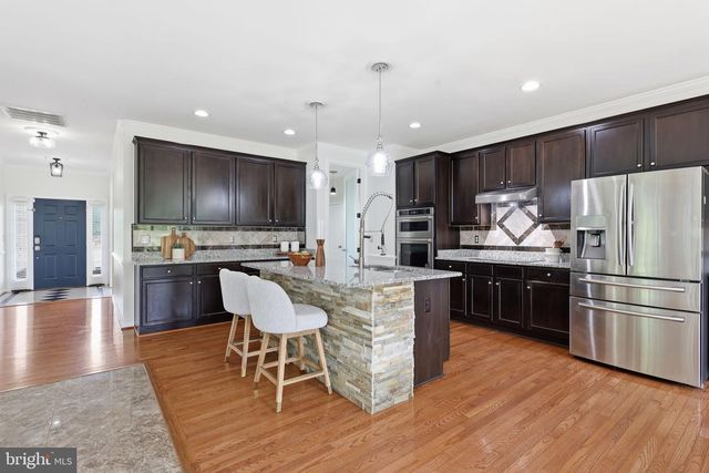 320 TIMBER MILL LN, Fredericksburg, VA 22406