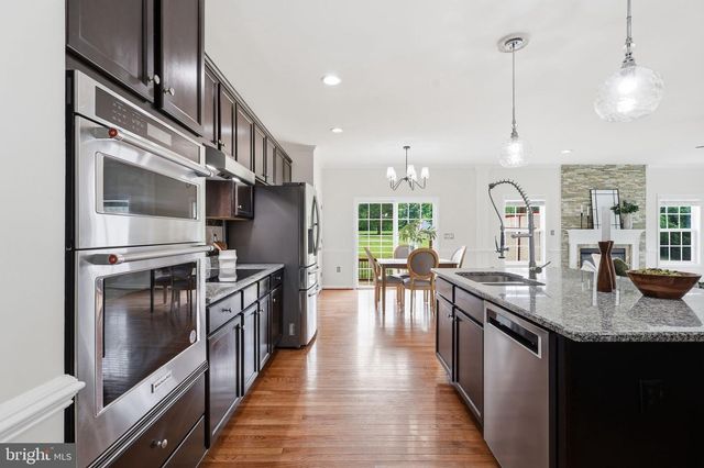320 TIMBER MILL LN, Fredericksburg, VA 22406