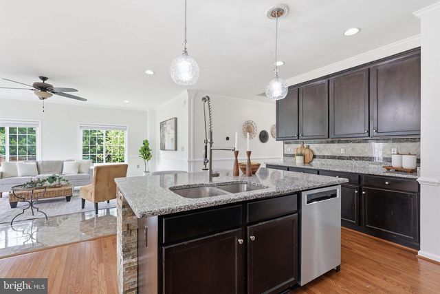 320 TIMBER MILL LN, Fredericksburg, VA 22406