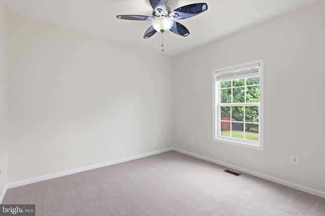 320 TIMBER MILL LN, Fredericksburg, VA 22406