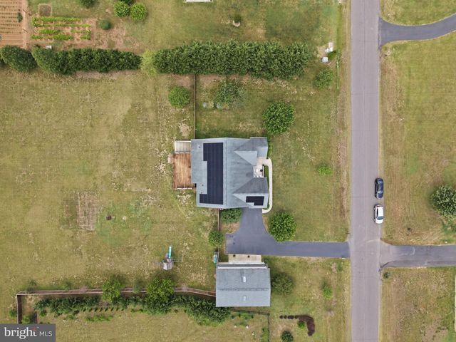 320 TIMBER MILL LN, Fredericksburg, VA 22406