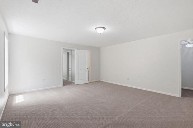 320 TIMBER MILL LN, Fredericksburg, VA 22406