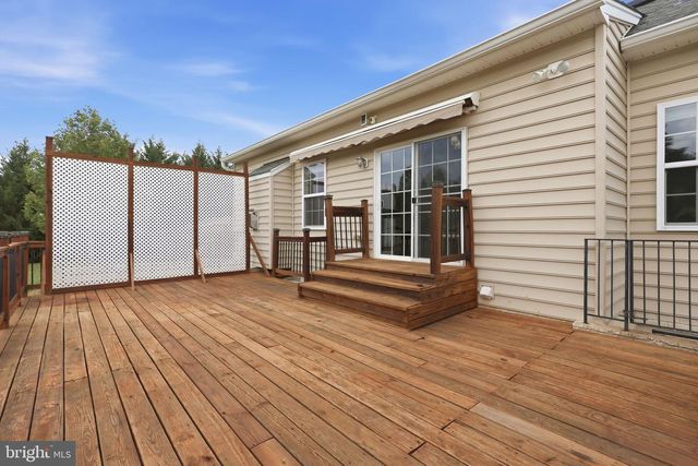 320 TIMBER MILL LN, Fredericksburg, VA 22406