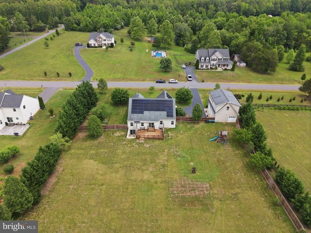 320 TIMBER MILL LN, Fredericksburg, VA 22406
