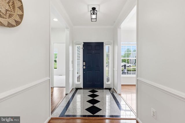320 TIMBER MILL LN, Fredericksburg, VA 22406