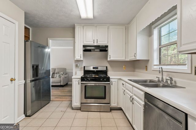 2333 Martingale Lane, Lawrenceville, GA 30044