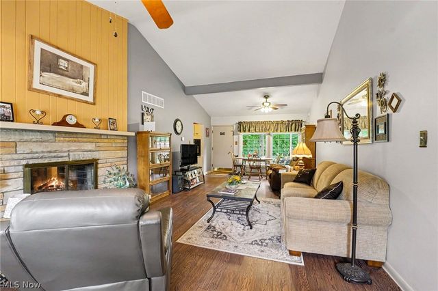 693 Woodbrook Road, Cuyahoga Falls, OH 44223