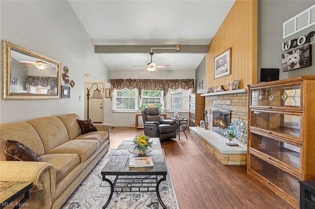 693 Woodbrook Road, Cuyahoga Falls, OH 44223