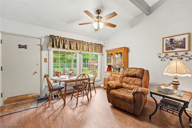 693 Woodbrook Road, Cuyahoga Falls, OH 44223