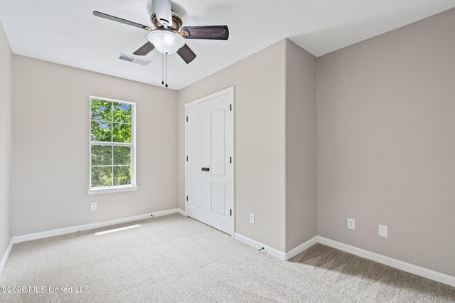 9837 Alexanders Ridge Drive, Olive Branch, MS 38654