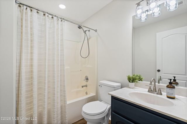 9837 Alexanders Ridge Drive, Olive Branch, MS 38654