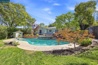 140 Lucinda Ln, Pleasant Hill, CA 94523