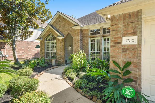 7310 Whistle Court, Sugar Land, TX 77479