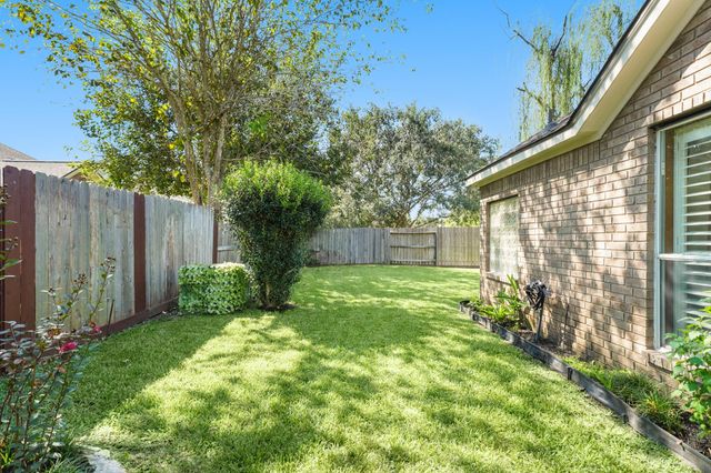 7310 Whistle Court, Sugar Land, TX 77479