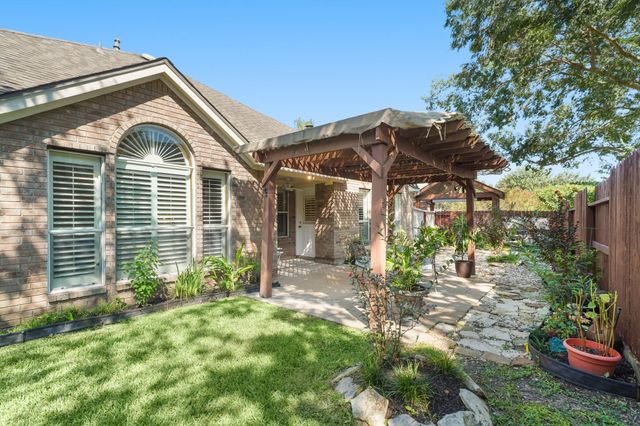 7310 Whistle Court, Sugar Land, TX 77479