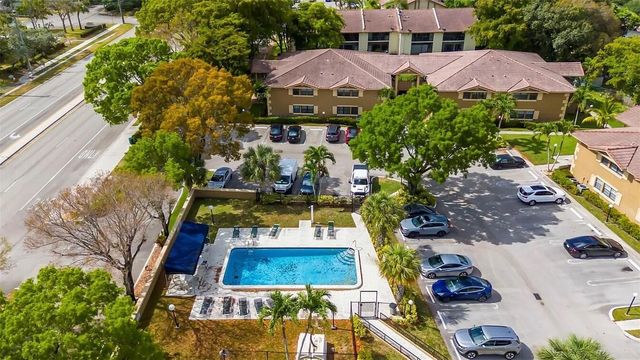 2646 Riverside Drive 2646, Coral Springs, FL 33065
