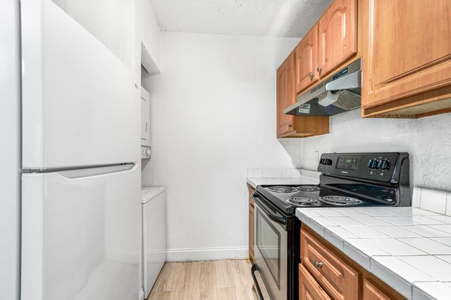 2646 Riverside Drive 2646, Coral Springs, FL 33065