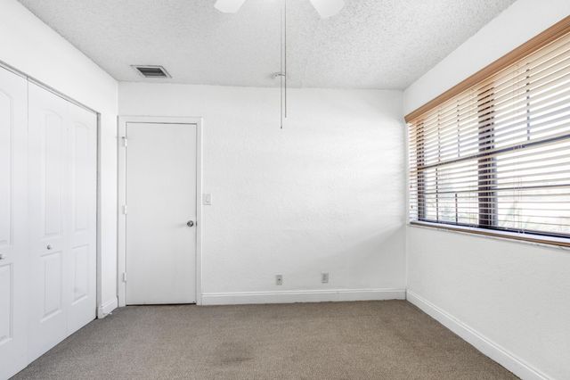 2646 Riverside Drive 2646, Coral Springs, FL 33065