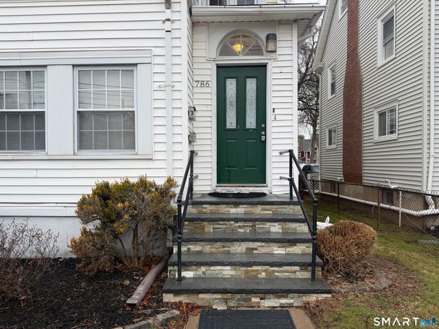 786 Farmington Avenue 3rd Floor, West Hartford, CT 06119