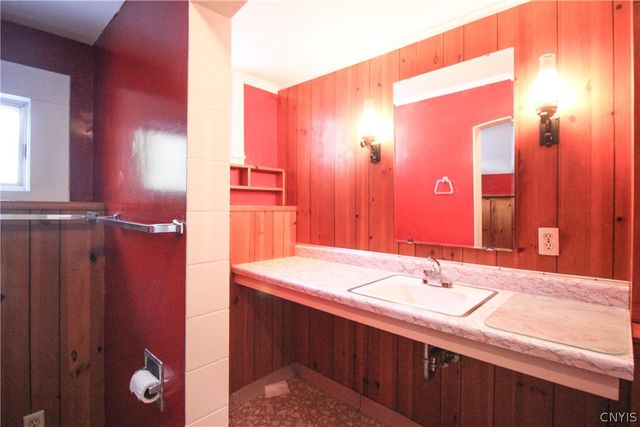 28 West Main Street, Hamilton, NY 13332