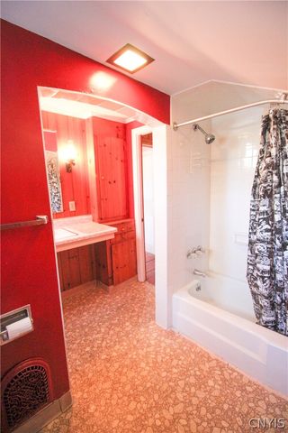 28 West Main Street, Hamilton, NY 13332