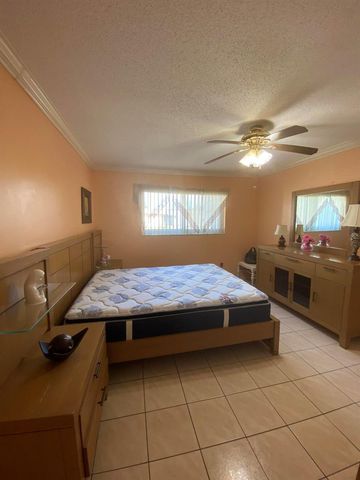 715 Lori Drive 302, Palm Springs, FL 33461
