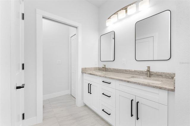 27 BUNKER COURT, Rotonda West, FL 33947