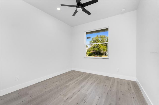 27 BUNKER COURT, Rotonda West, FL 33947