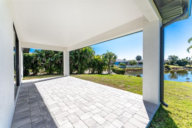 27 BUNKER COURT, Rotonda West, FL 33947