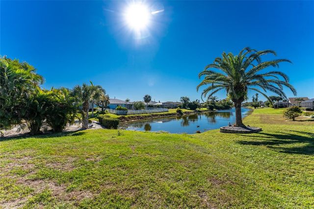 27 BUNKER COURT, Rotonda West, FL 33947