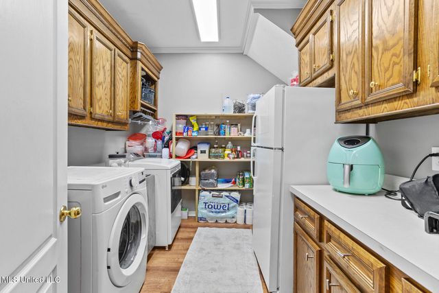 8 Charleston Avenue, Clinton, MS 39056