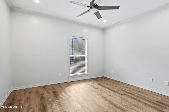 8 Charleston Avenue, Clinton, MS 39056