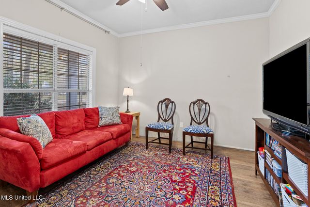 8 Charleston Avenue, Clinton, MS 39056