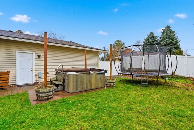 1019 N Pierce Rd, Spokane Valley, WA 99206