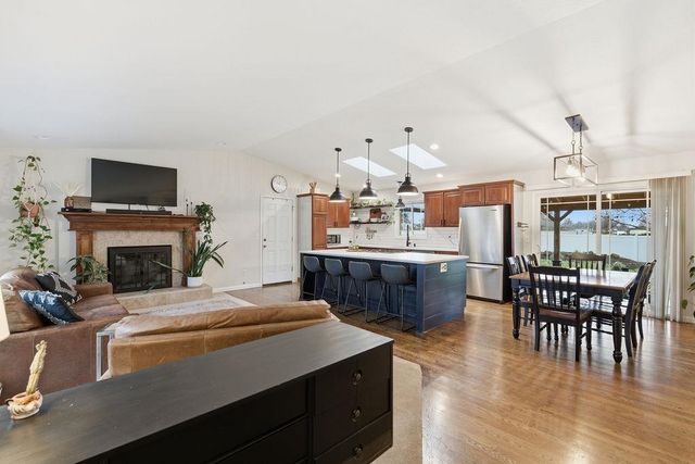 1019 N Pierce Rd, Spokane Valley, WA 99206