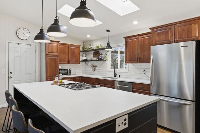 1019 N Pierce Rd, Spokane Valley, WA 99206