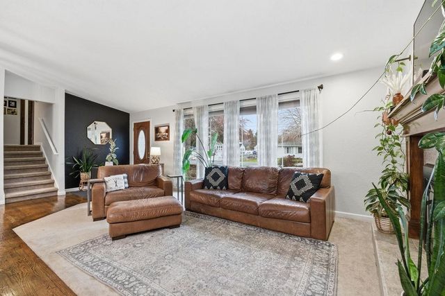 1019 N Pierce Rd, Spokane Valley, WA 99206