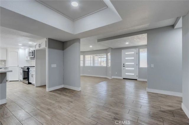 10731 Anaconda Avenue, Oak Hills, CA 92344