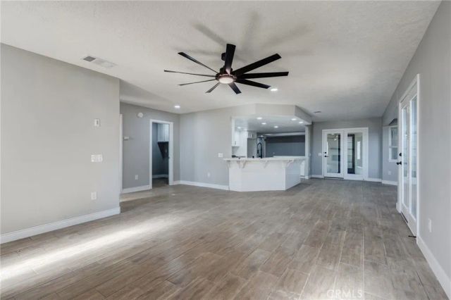 10731 Anaconda Avenue, Oak Hills, CA 92344