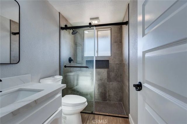 10731 Anaconda Avenue, Oak Hills, CA 92344