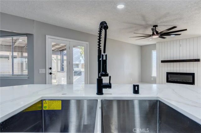 10731 Anaconda Avenue, Oak Hills, CA 92344