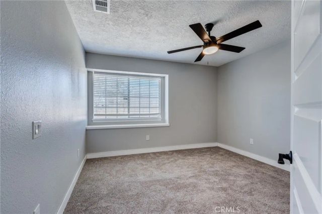 10731 Anaconda Avenue, Oak Hills, CA 92344