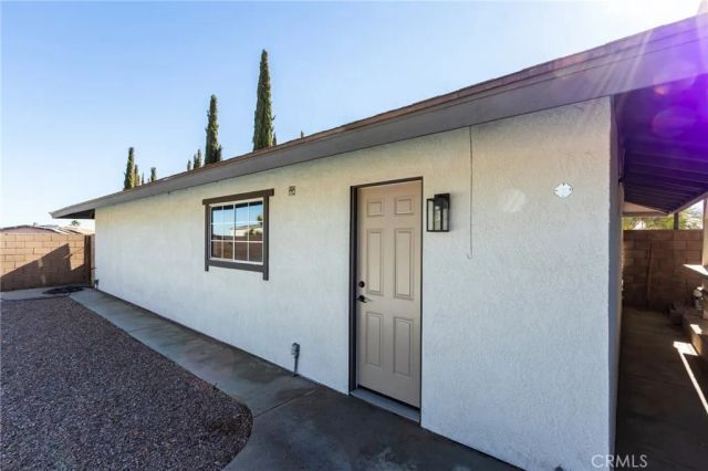 10731 Anaconda Avenue, Oak Hills, CA 92344