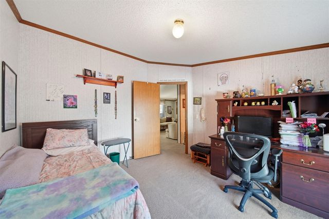 909 Savannah River Drive, Adrian, MI 49221