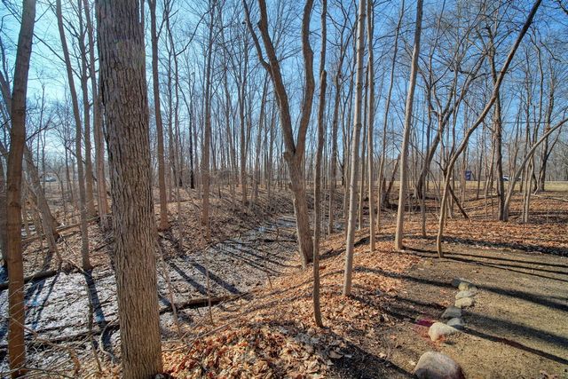 909 Savannah River Drive, Adrian, MI 49221