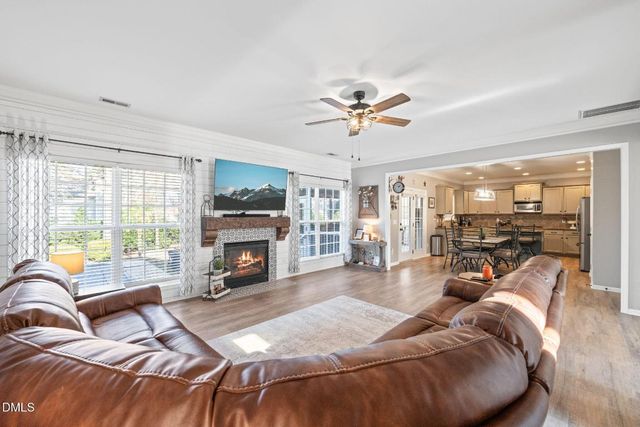 3705 Coach Lantern Avenue, Wake Forest, NC 27587